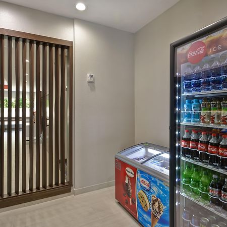 Holiday Inn Express & Suites - Houston Nasa - Boardwalk Area By Ihg Seabrook Bagian luar foto