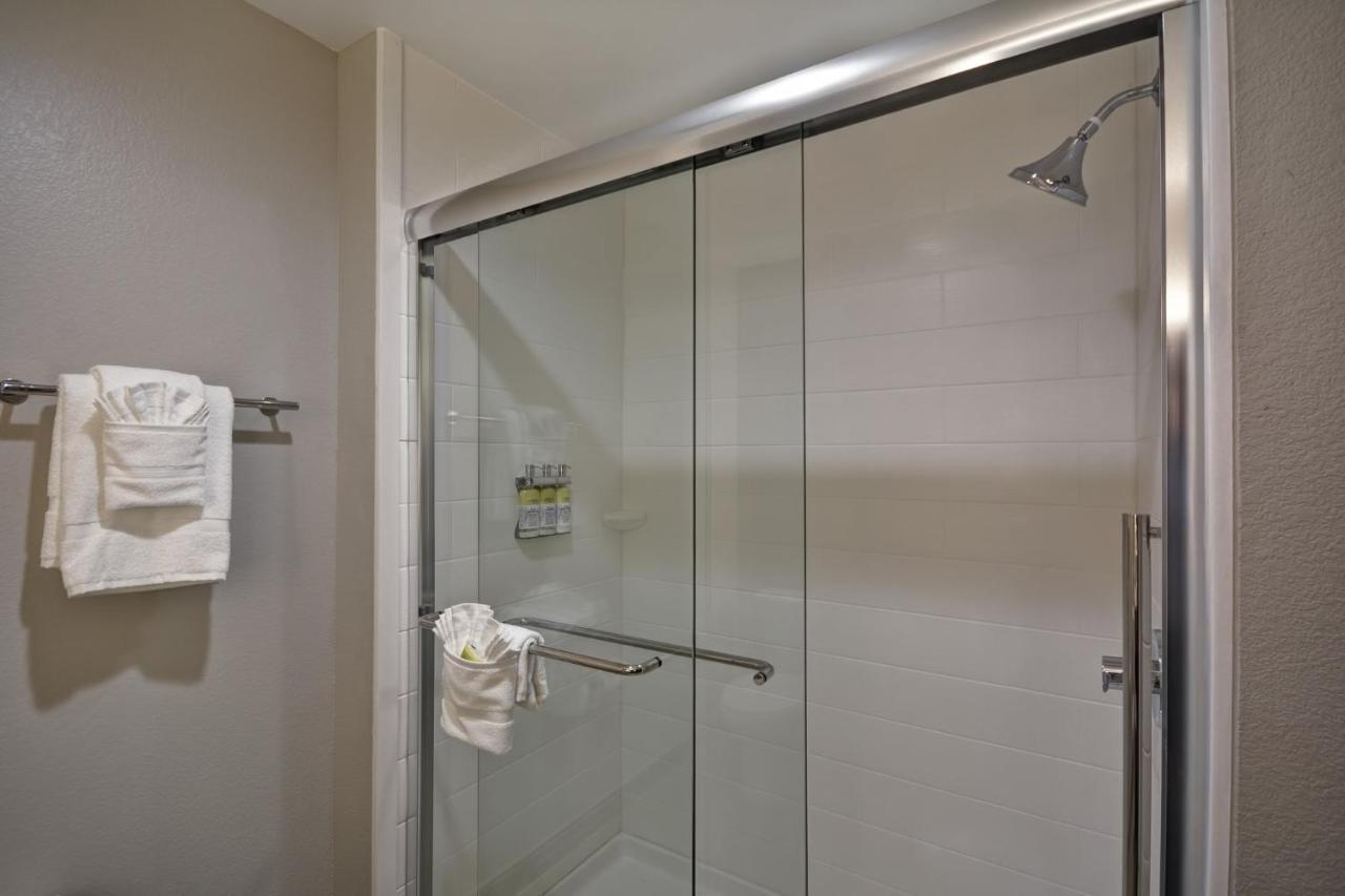 Holiday Inn Express & Suites - Houston Nasa - Boardwalk Area By Ihg Seabrook Bagian luar foto
